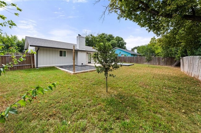 Building Photo - 1606 Colony Creek Dr