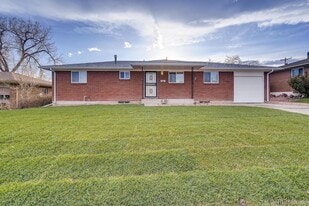 Building Photo - 7111 Clay St