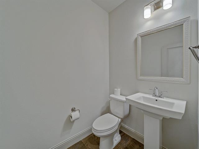 Building Photo - 7228 Sideoats Gama St