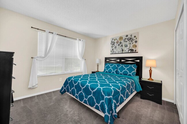 Building Photo - 8538 Sunrise Key Dr