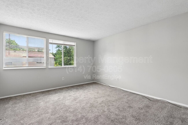 Building Photo - 3850 Julia Ct