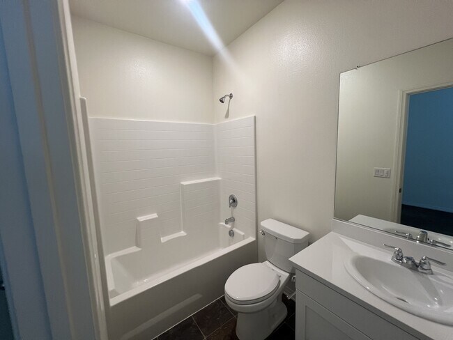 Building Photo - 16541 Wyndham Ln