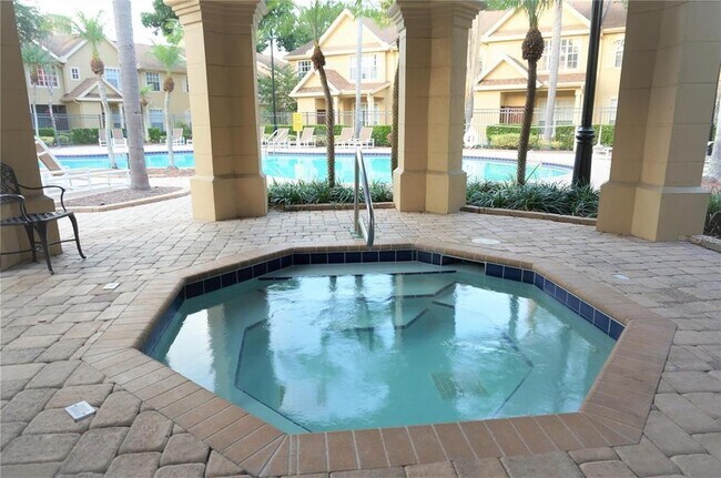 Building Photo - 844 Grand Regency Pointe