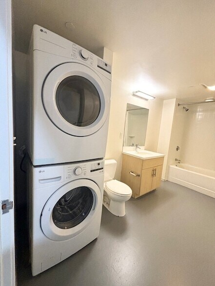 Building Photo - 88 Gerrish Ave