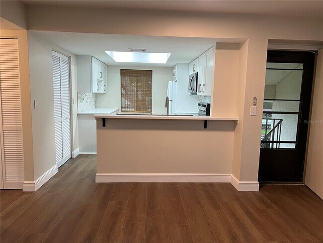 Building Photo - 138 Cypress Ct