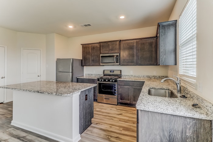 Building Photo - 240 Micah Ln