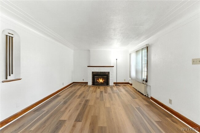 Building Photo - 841 Cleveland Dr