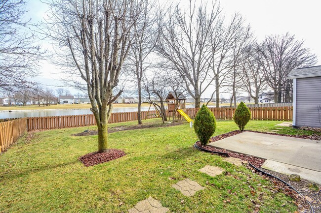 Building Photo - "Spacious 3-Bed Retreat in Fishers with El...