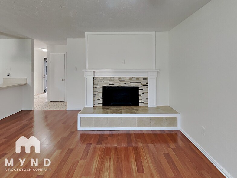 Building Photo - 551 Oldbridge Dr