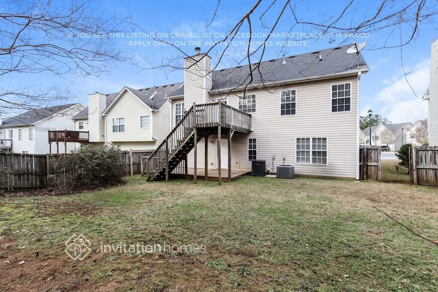 Building Photo - 1154 St Phillips Ct