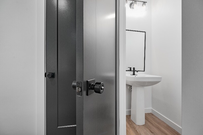 Building Photo - 487 W 620 N