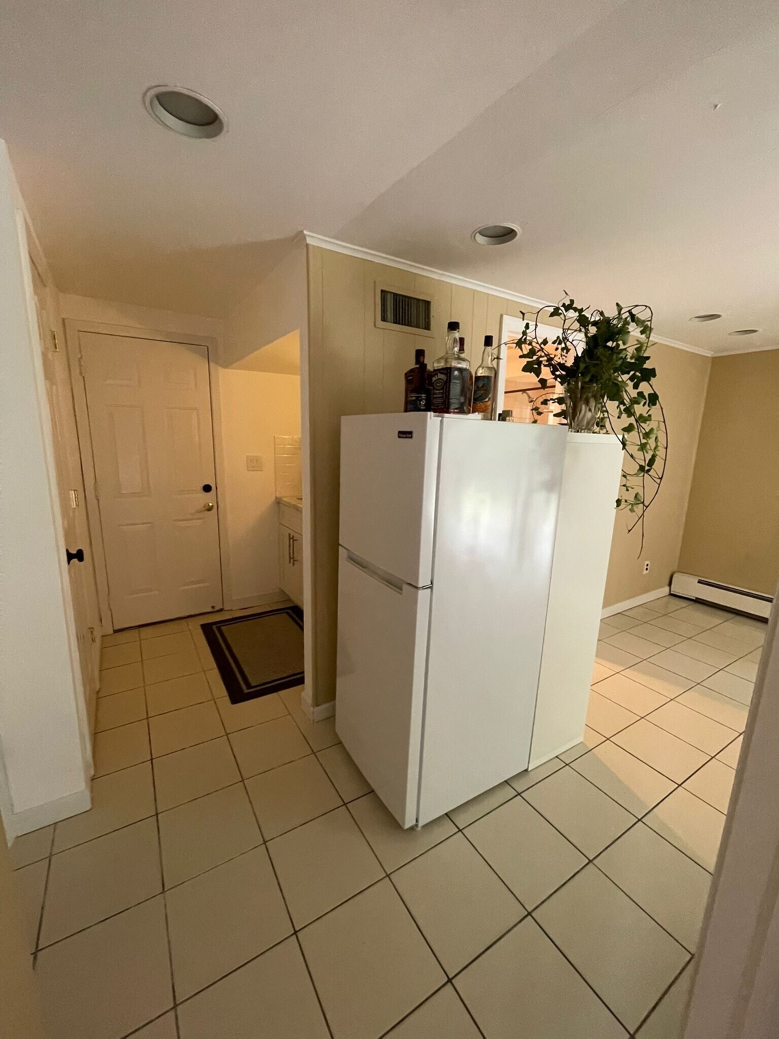 Building Photo - 760 Clifford Ct