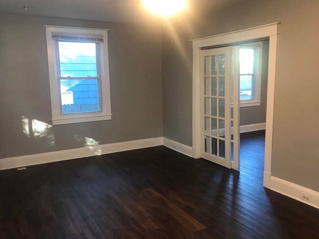 Building Photo - Charming 3 Bedroom/ 1 Bathroom Home in Dundalk, MD!