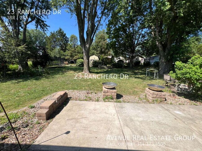 Building Photo - 23 Ranchero Dr