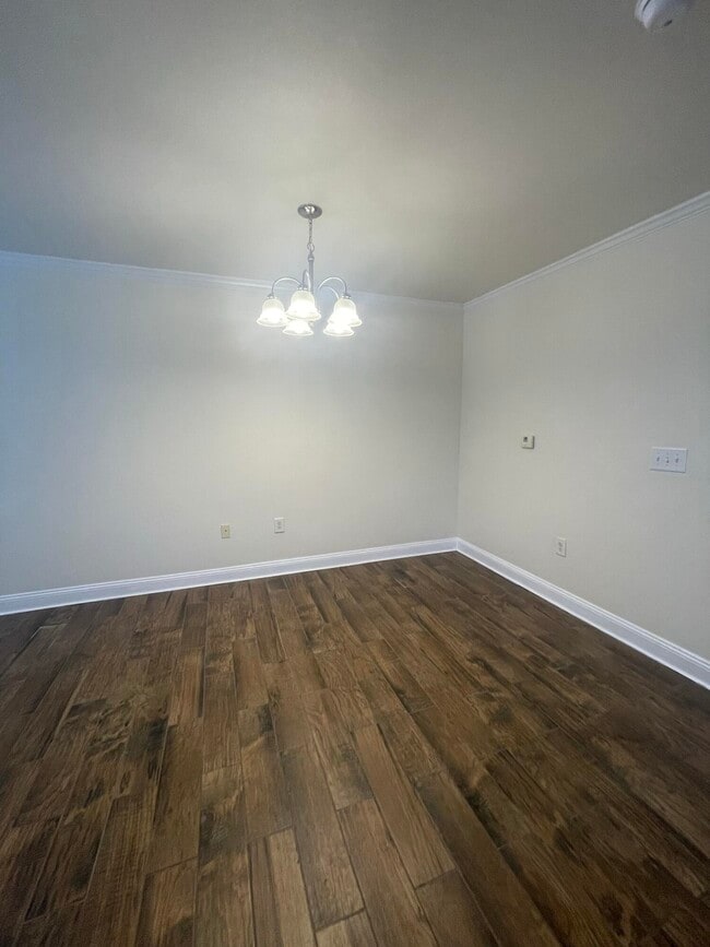 Building Photo - 549 Wingspan Way