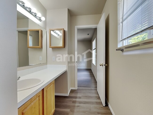 Building Photo - 13310 120th Ave E