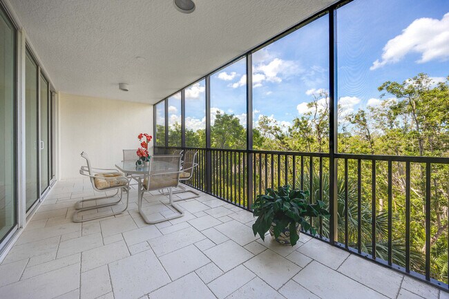 Building Photo - 455 Cove Tower Dr