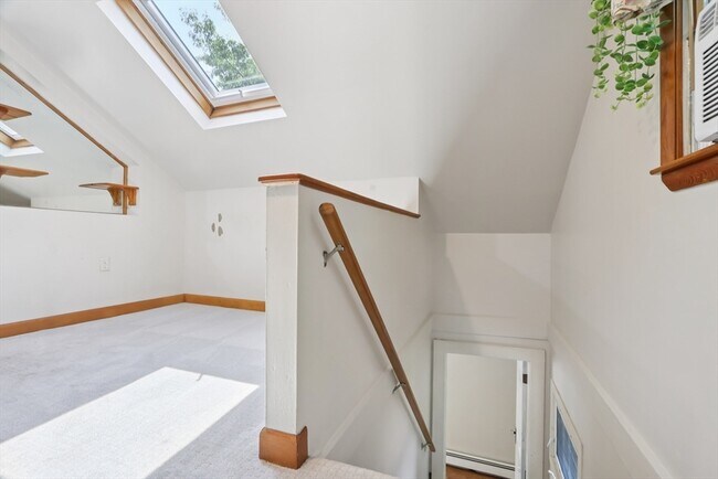 Building Photo - 3 Lynnfield St