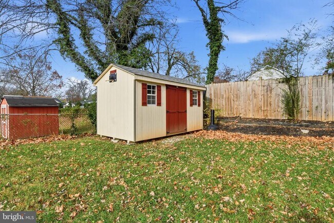 Building Photo - 7024 Lee Park Ct