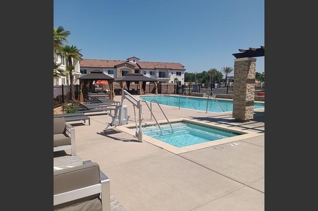 Building Photo - 2060 Millennium Wy