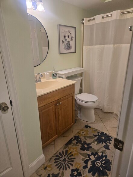 Building Photo - 110 Heywood Rd