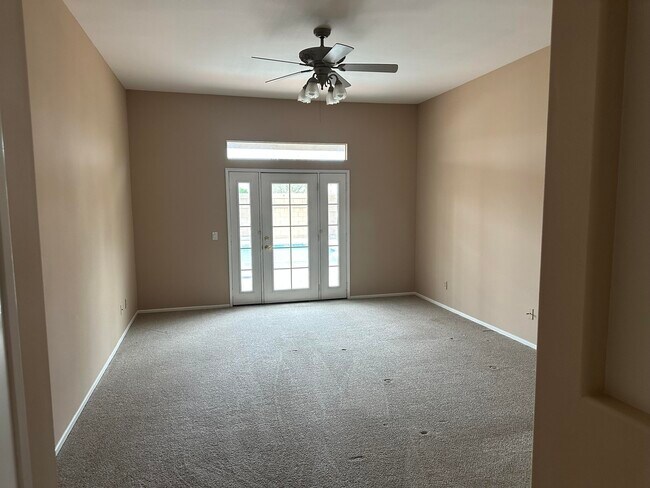 Building Photo - 79120 Kristen Ct