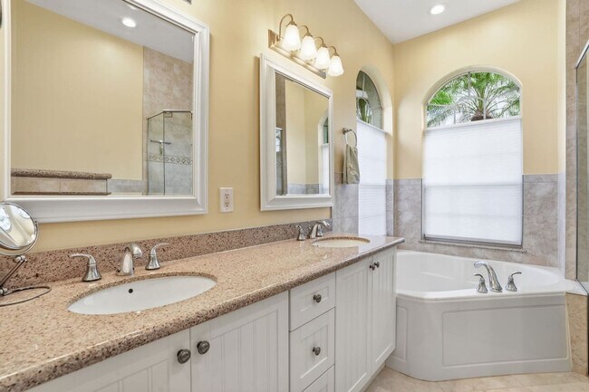 Building Photo - 1154 Augusta Falls Way