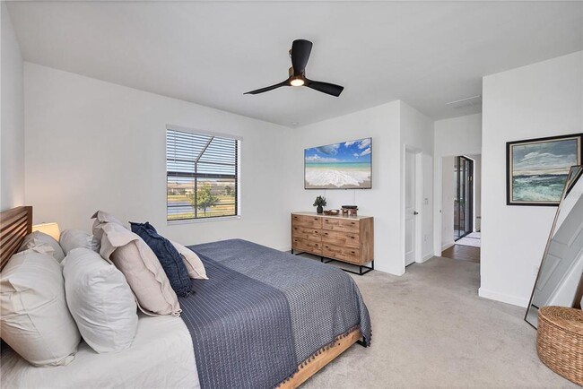 Building Photo - 15716 Barefoot Beach Dr