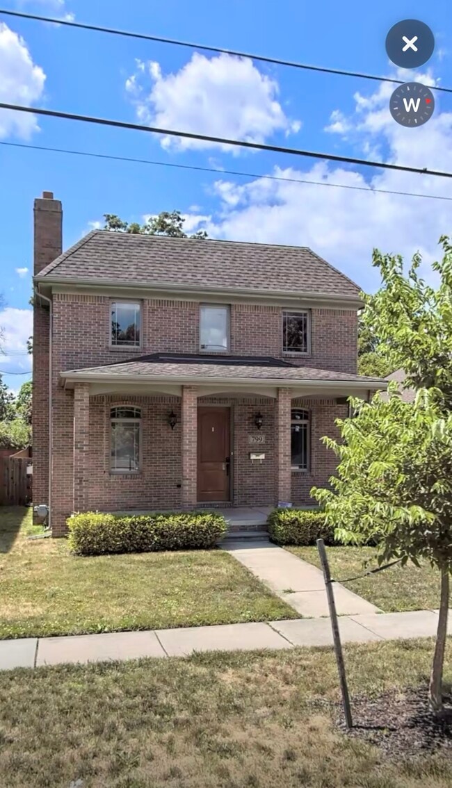 Building Photo - 799 N Holbrook St