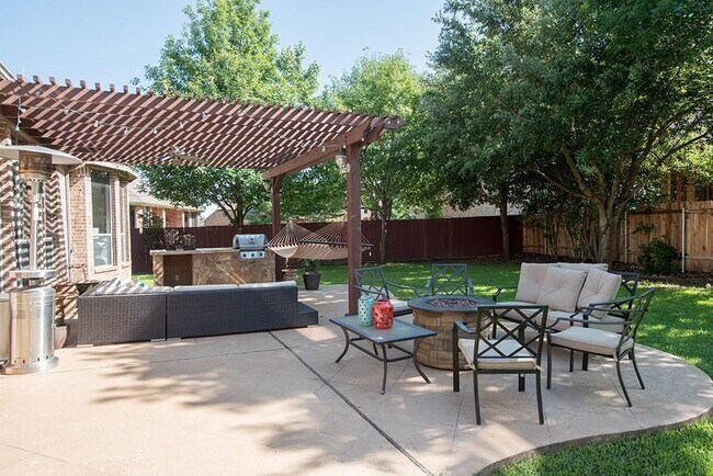 Building Photo - 3434 Alexandrite Way
