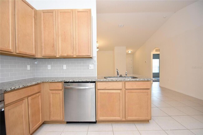 Building Photo - 31 Zoeller Ct