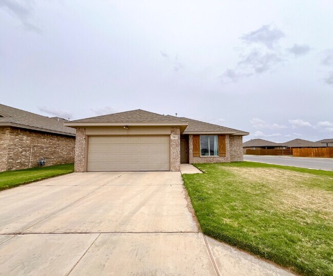 Building Photo - Burgamy Park Home!