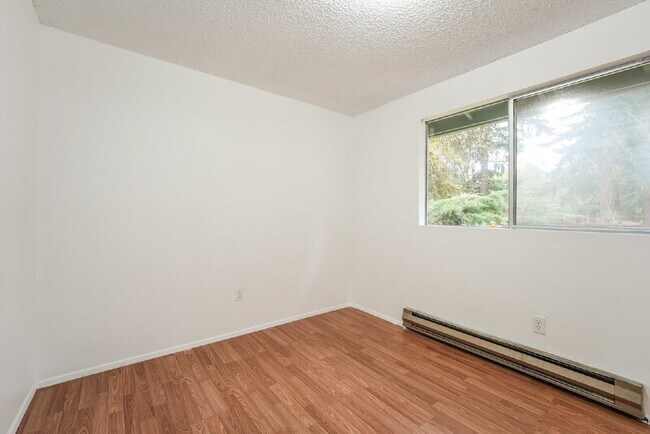 Building Photo - 6825 180th St SE