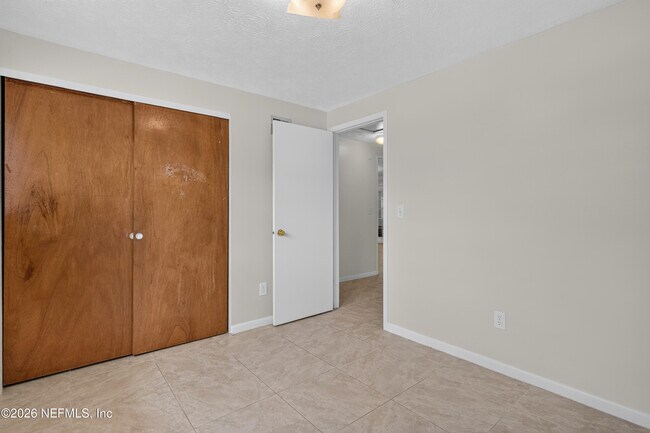 Building Photo - 9954 Larkdale Ct
