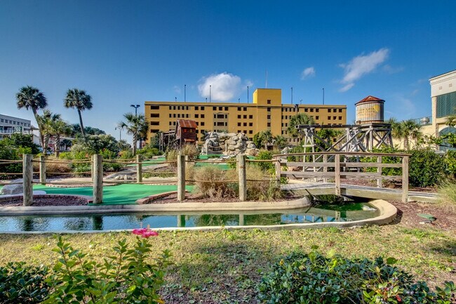 Building Photo - 2600 N Ocean Blvd