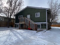 Building Photo - 4-bedroom, 2-bath lower level duplex unit,...