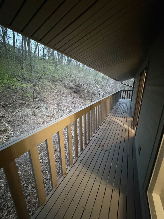 Building Photo - 3401 Blackhawk Rd