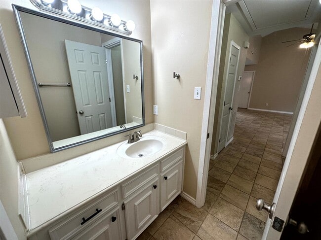 Building Photo - 12048 Texas National Blvd