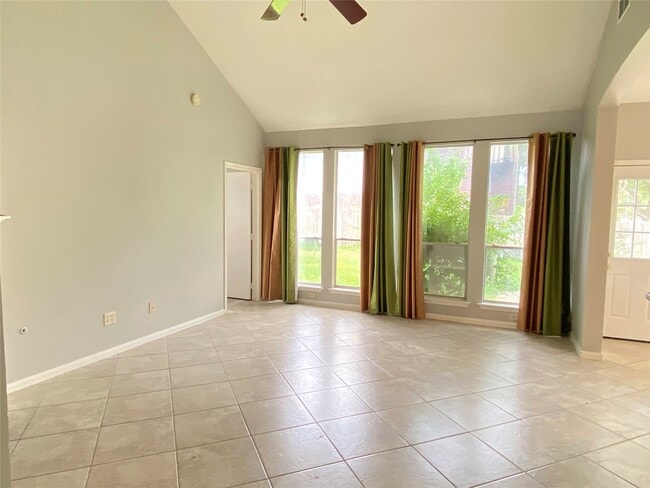 Building Photo - 4223 Fieldview Ct