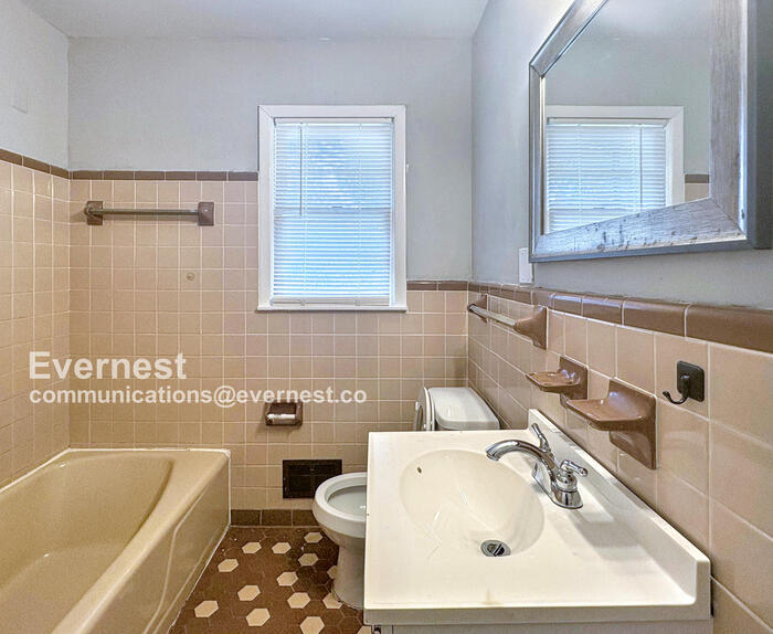 Building Photo - 764 82nd St S