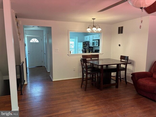 Building Photo - 7933 Pebble Brook Ct