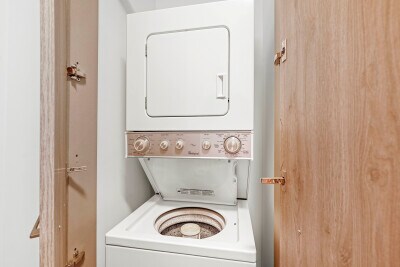 Building Photo - 232 E Illinois St