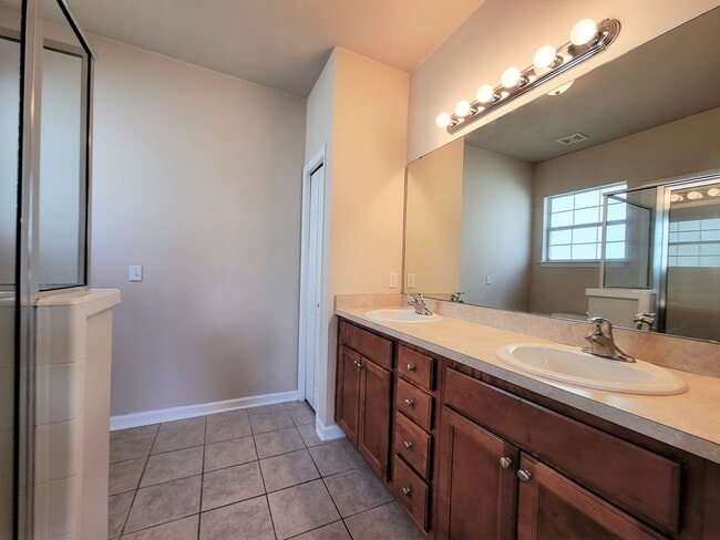 Building Photo - 3/2 townhome available for rent August 6, 2026, renting for $1795 per month, privacy fenced back ...