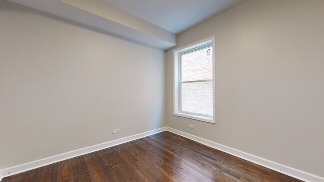 Building Photo - 2038 W Estes Ave
