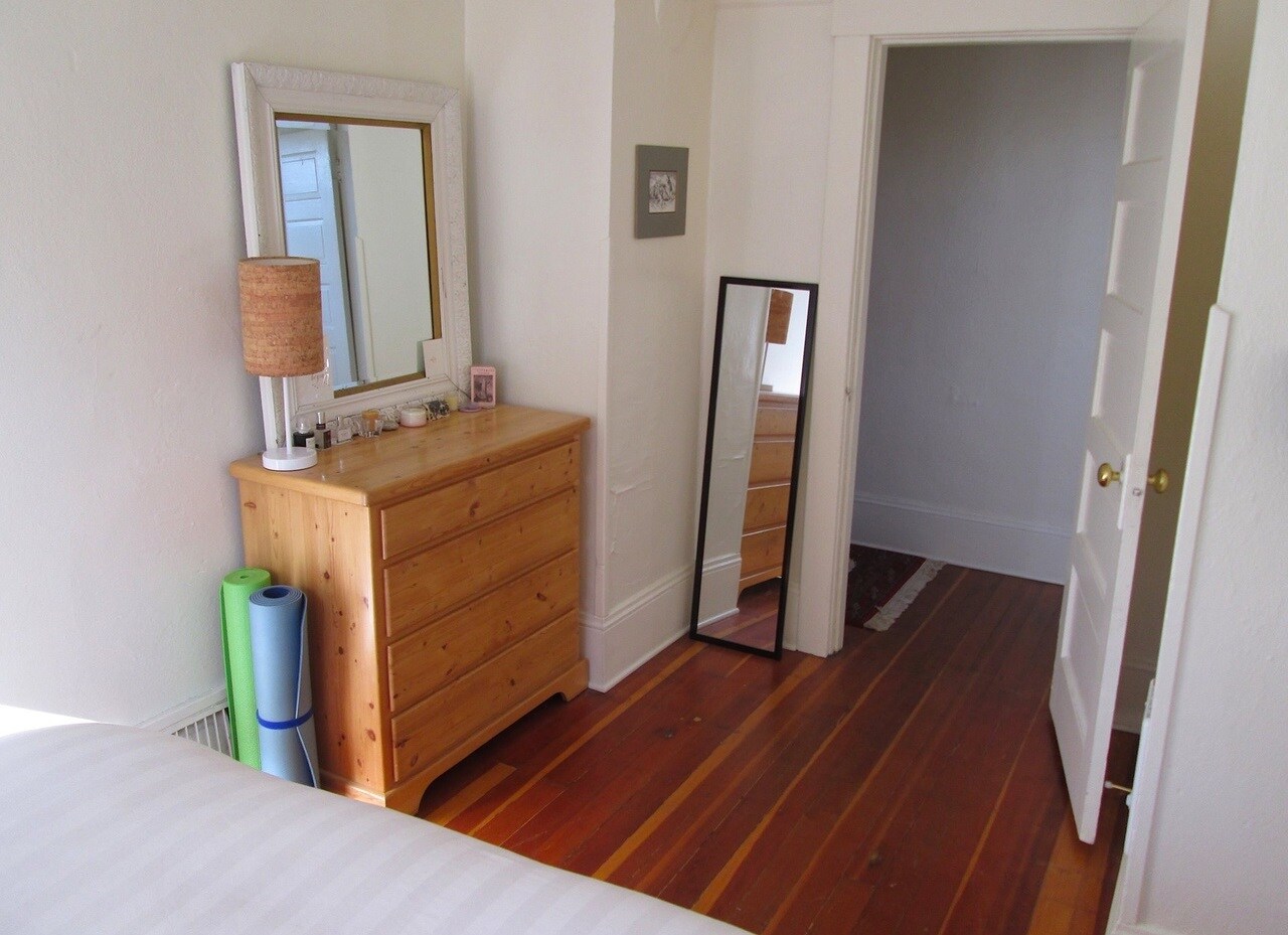 Building Photo - 3009 SE 19th Ave