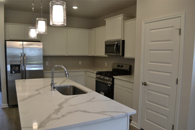 Building Photo - 13223 Hayden Peak Dr