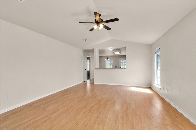 Building Photo - 109 Bolero Way
