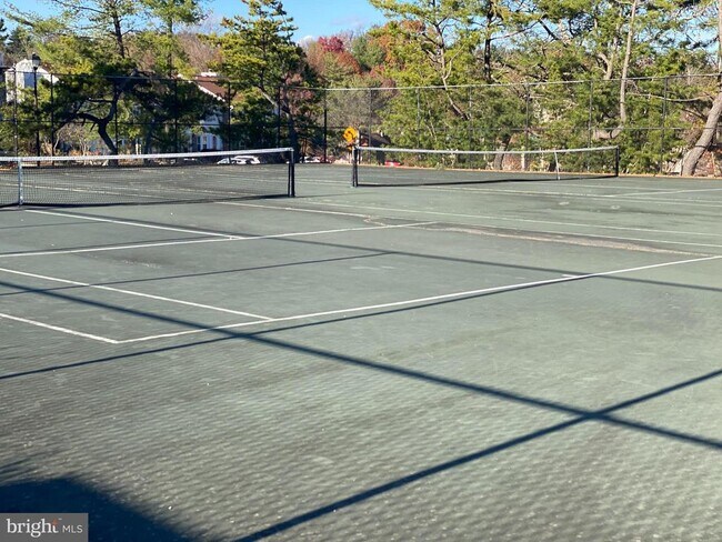 Building Photo - 2109 Woodbox Ln