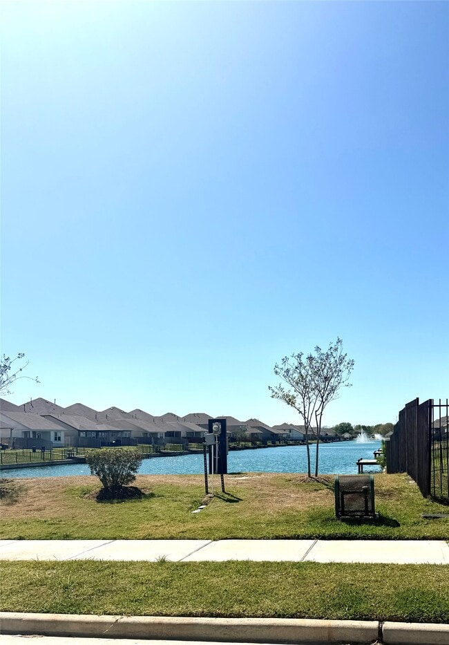 Building Photo - 3302 Alberelli Dr