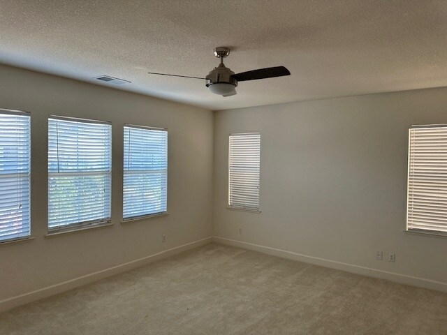 Building Photo - Elegant 4 Bedroom 4 Bath Mountain House So...
